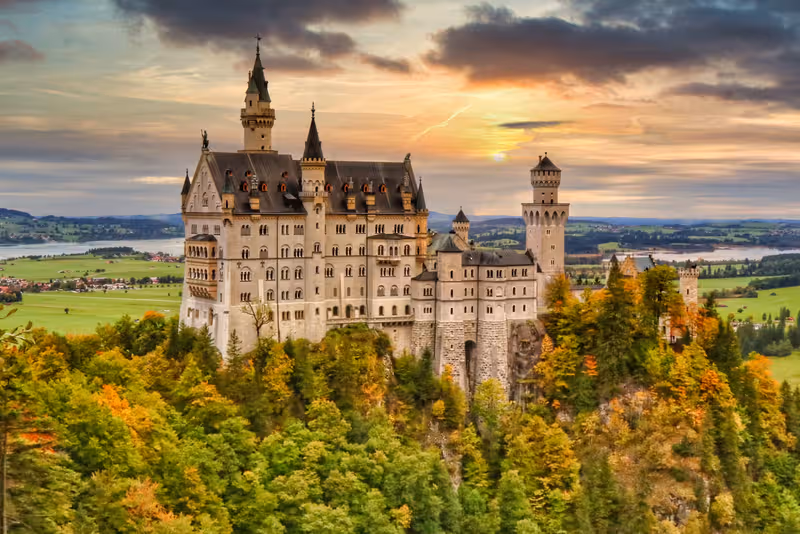 Neuschwanstein Castle Guided Tour with Horse Carriage Ride